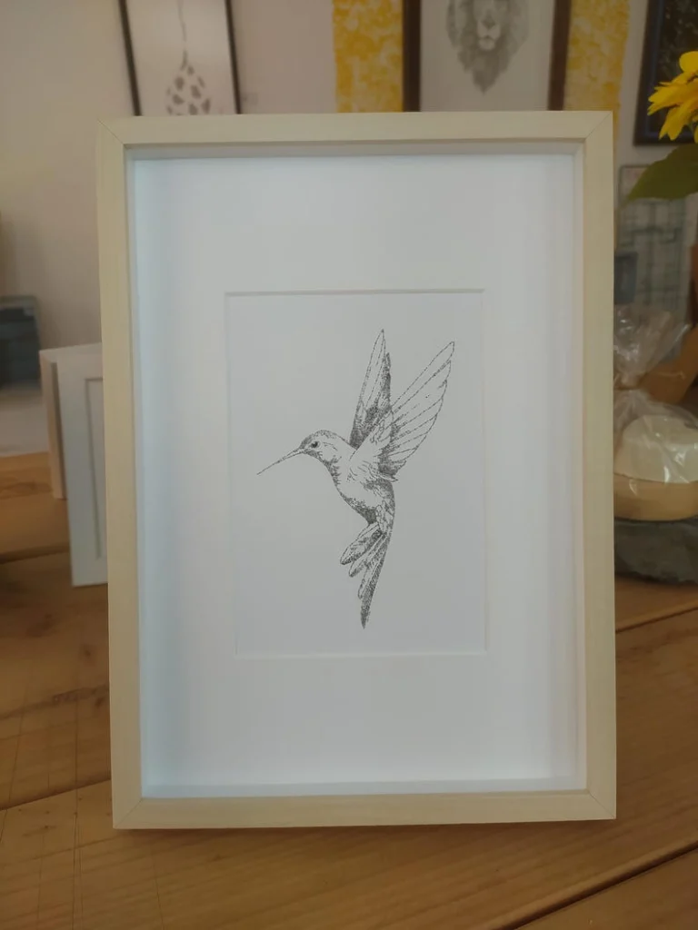 Hummingbird calligram